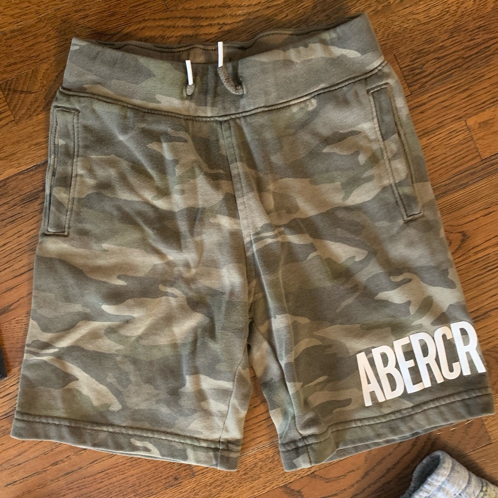 Abercrombie Kids Boys (Size 5-6Y) - Picture 5 of 7